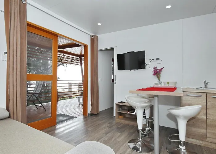 Mobile Kalcit Biograd Na Moru