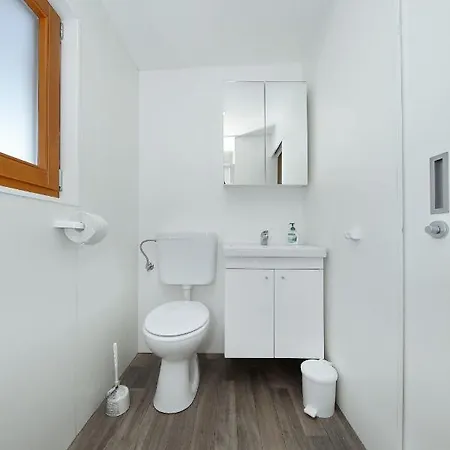 Mobile Kalcit Biograd Na Moru