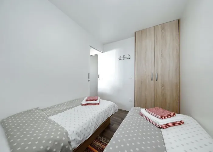 Vikendica Mobile Kalcit *