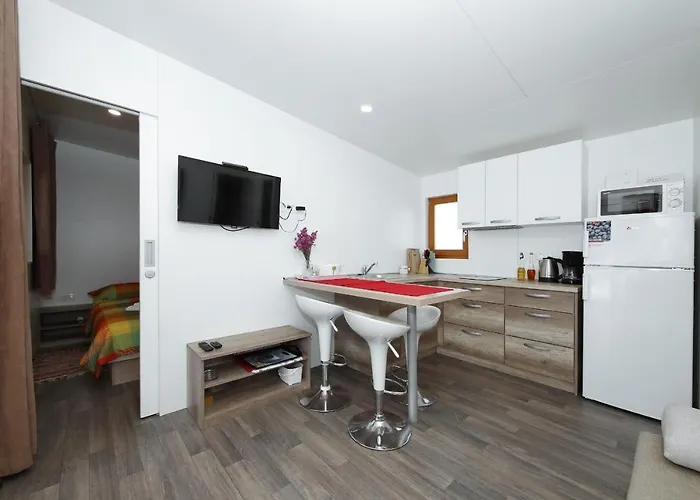 Mobile Kalcit * Biograd Na Moru